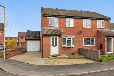 3 bedroom semi-detached house for sale, Sunbury Close, Bordon, GU35