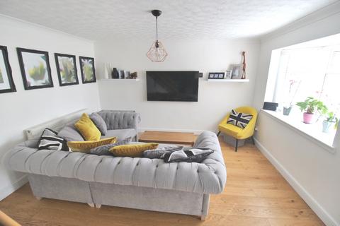 3 bedroom semi-detached house for sale, Sunbury Close, Bordon, GU35