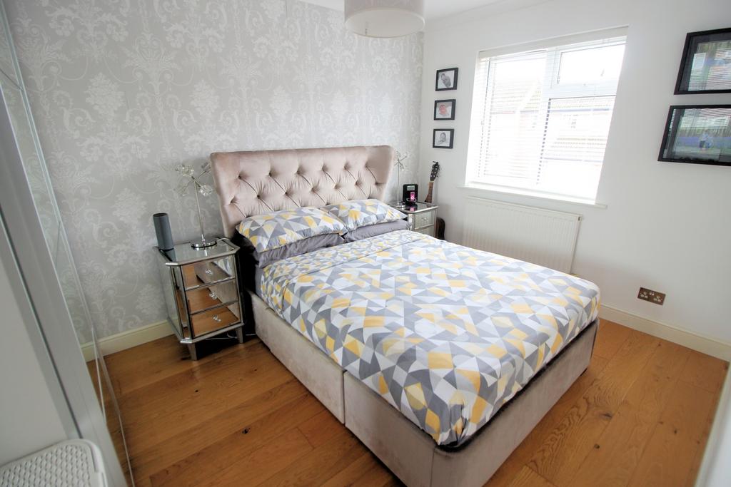 Bedroom 1a