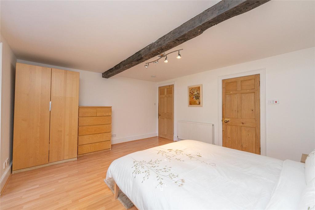 Bedroom 1 Alt
