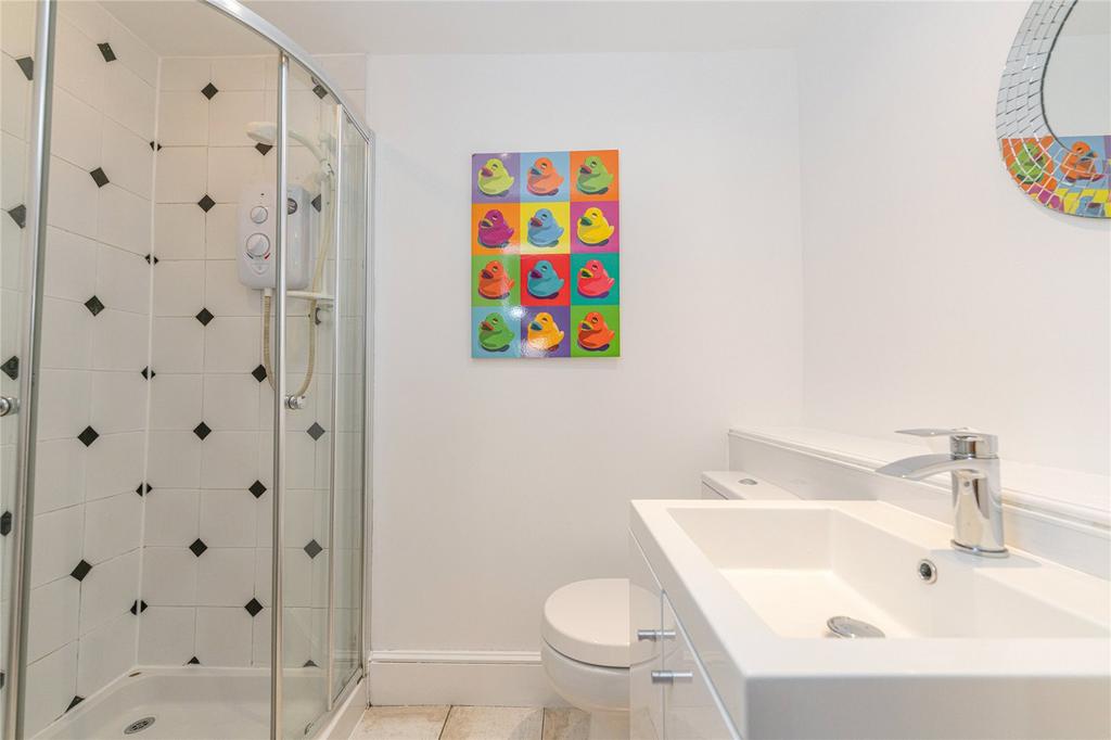 En Suite Shower Room