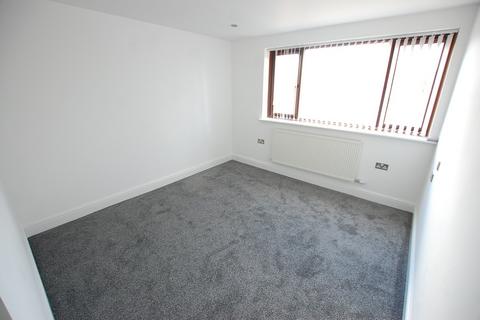 undefined, Pinewood Close, Greater Manchester SK16