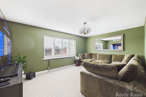 4 bedroom bungalow for sale, Spring Lane, Bridlington YO15