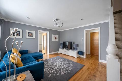 undefined, Hartfield Crescent, Wimbledon, London, SW19