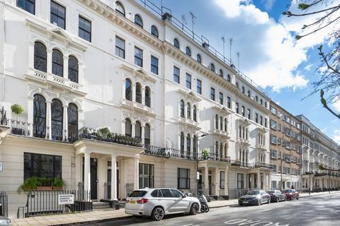 2 bedroom flat for sale, Kensington Gardens Square, Bayswater, London, W2