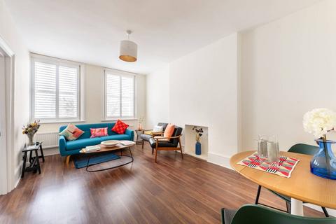 2 bedroom flat for sale, Kensington Gardens Square, Bayswater, London, W2
