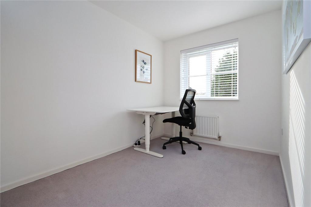 Bedroom 2 Pic 1