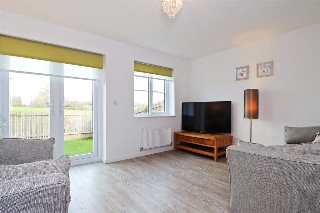 Living Room Pic 1
