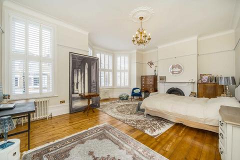 6 bedroom semi-detached house for sale, Montrell Road, London SW2