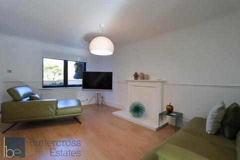 3 bedroom semi-detached house for sale, Coopers Yard, Newark, NG24 4UH