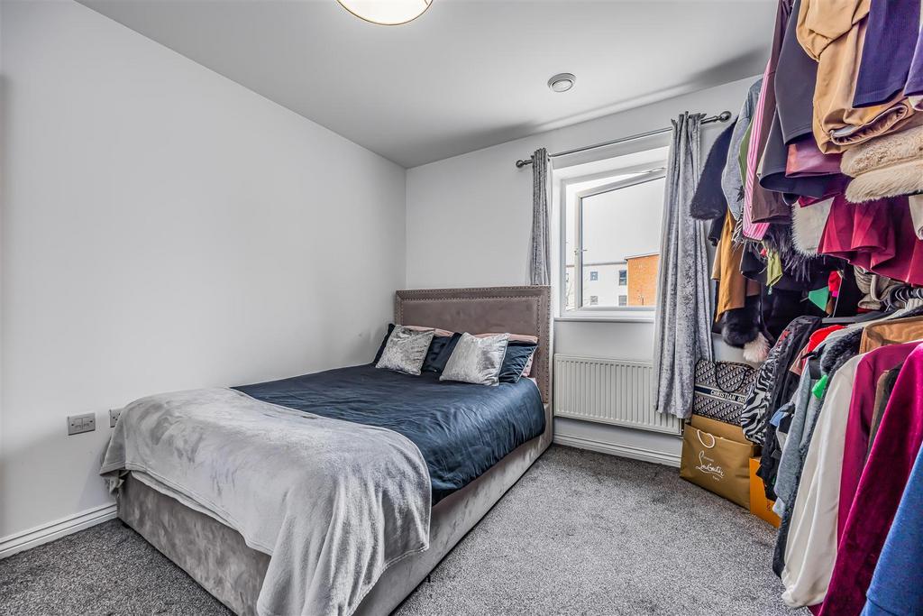 4 Prunella Place, Tiller Road, Denmead-Small-Porti