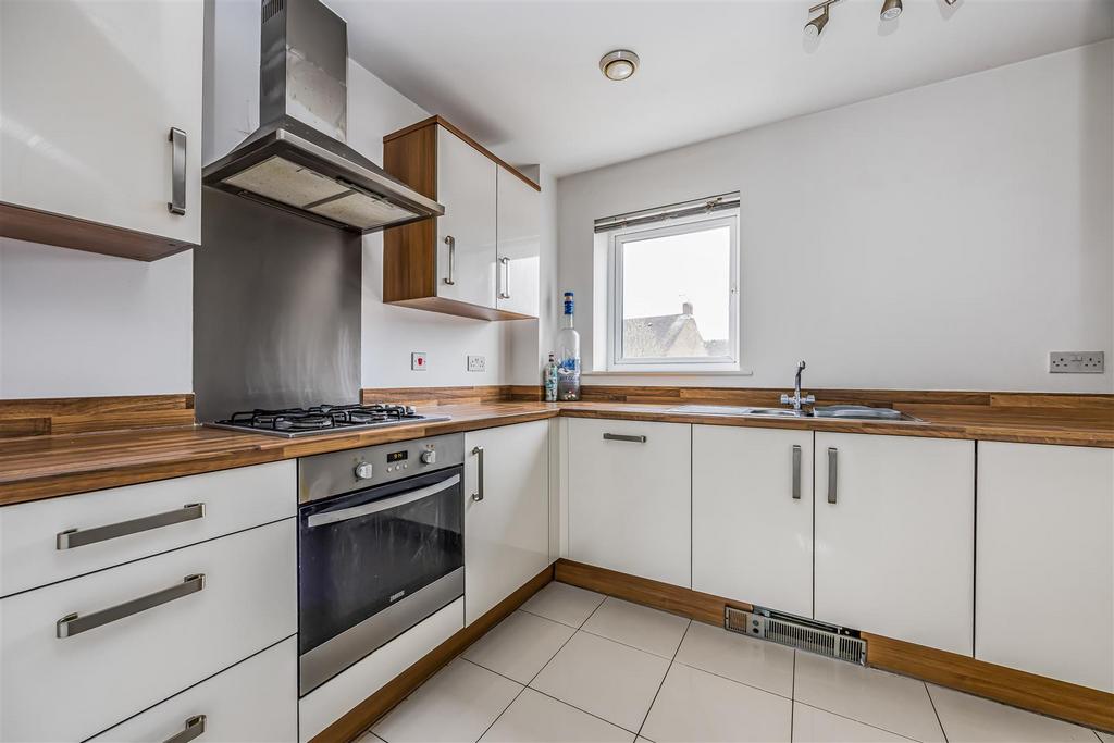 4 Prunella Place, Tiller Road, Denmead-Small-Porti