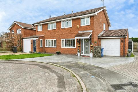 undefined, Muirfield Close, Warrington, WA2