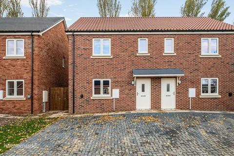 3 bedroom semi-detached house for sale, 25 Centurion Drove, Long Sutton PE12