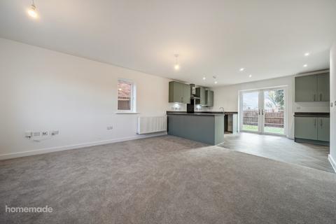 3 bedroom semi-detached house for sale, 25 Centurion Drove, Long Sutton PE12