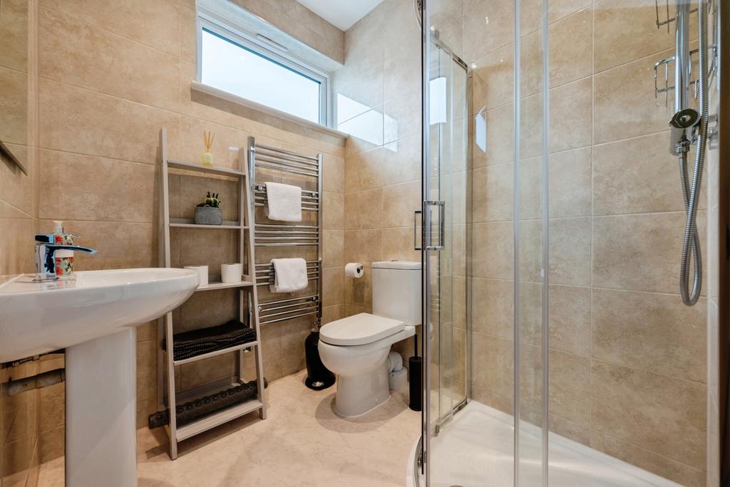 En Suite Sh/Wc 4
