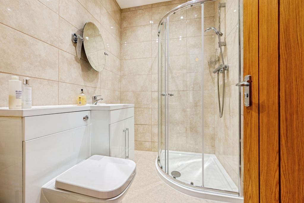 En Suite Sh/Wc 5