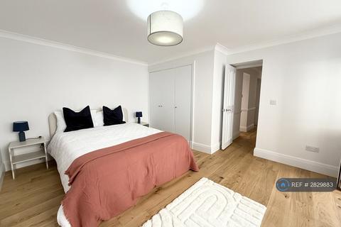 2 bedroom flat to rent, Danbury Street, London, N1