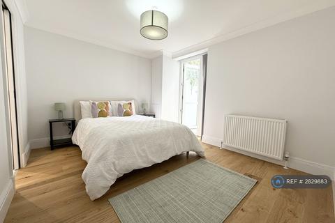 2 bedroom flat to rent, Danbury Street, London, N1