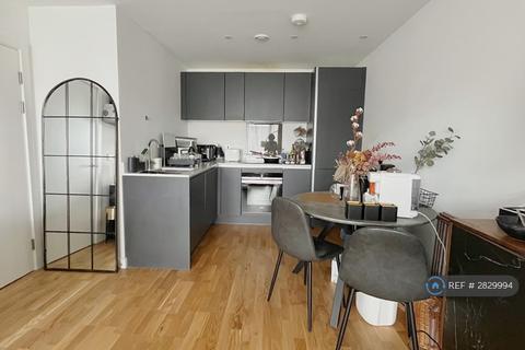 1 bedroom flat to rent, Hawthorne Crescent, London, SE10