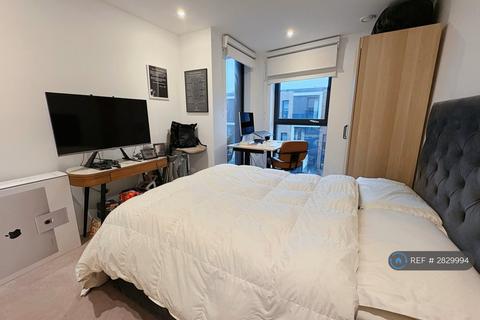 1 bedroom flat to rent, Hawthorne Crescent, London, SE10