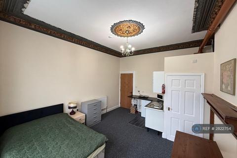 undefined, New Chester Road, Wirral, CH62