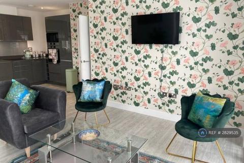 2 bedroom flat to rent, Knightly Avenue, Cambridge, CB2