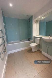 undefined, Newton Place, London, E14