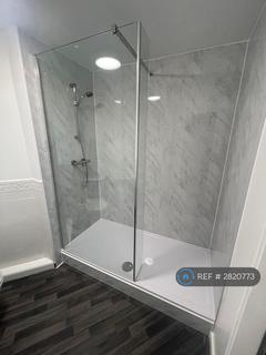 2 bedroom flat to rent, Redgrave Close, Gateshead, NE8