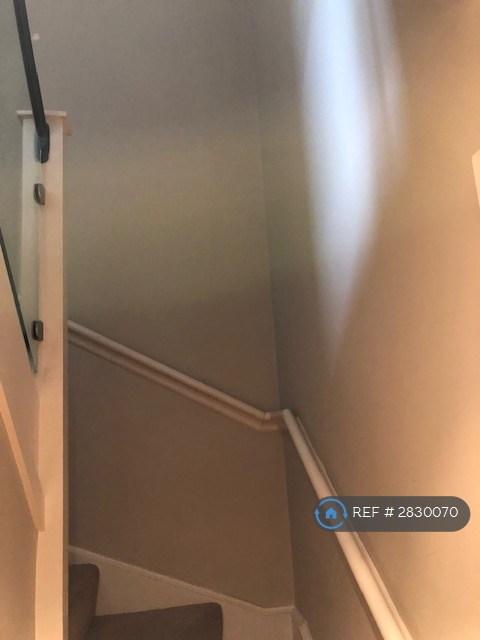 Staircase Entrance Lobby/Bedroom