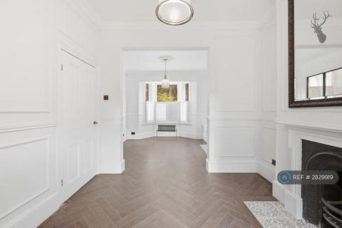 undefined, Fairfield Road, London, E3