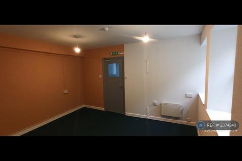 1 bedroom flat to rent, High Street, Haverfordwest, SA61