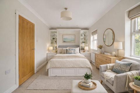 3 bedroom terraced house to rent, Layton Place, Kew, Richmond, Surrey