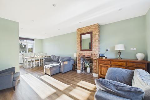 undefined, Peartree Lane, Leighton Buzzard, LU7