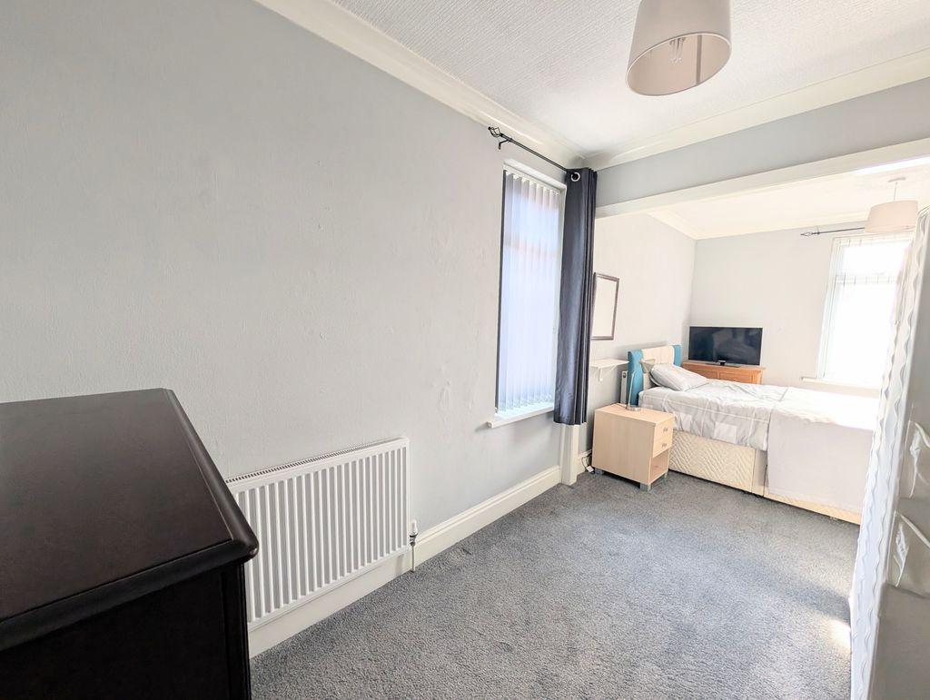 Bedroom 3 to 4