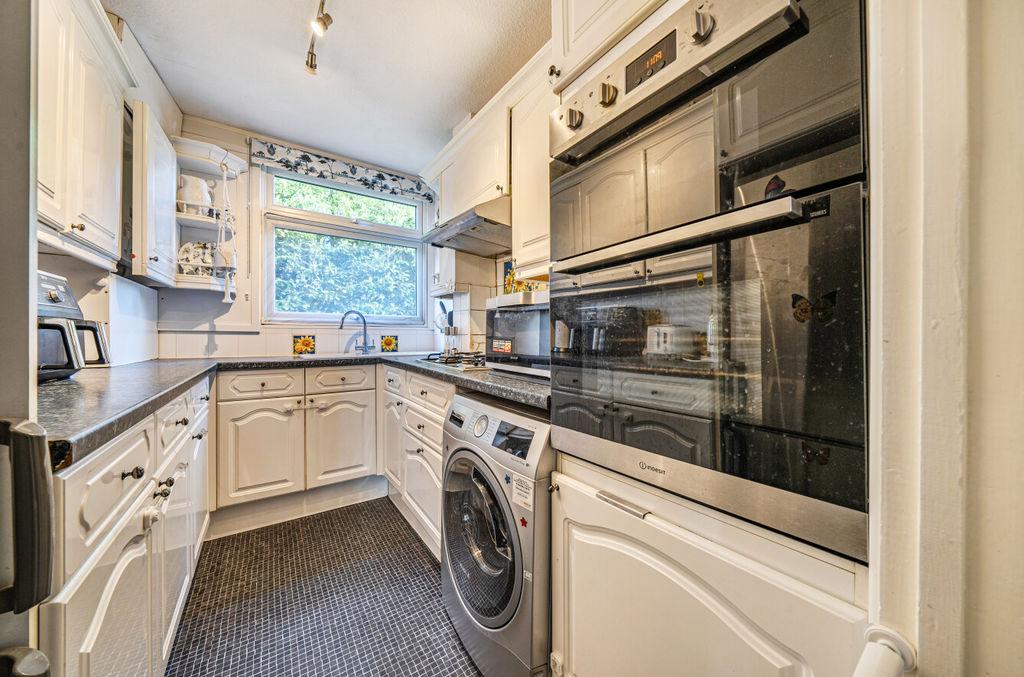 Kitchen angle 2