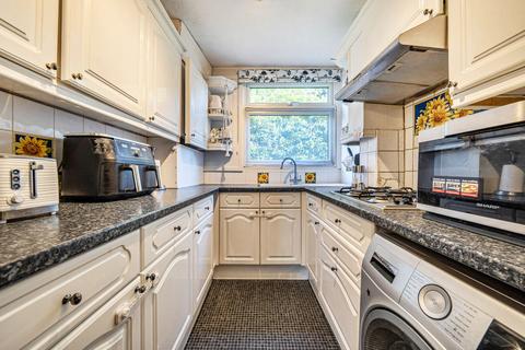 undefined, Craybury End, London SE9