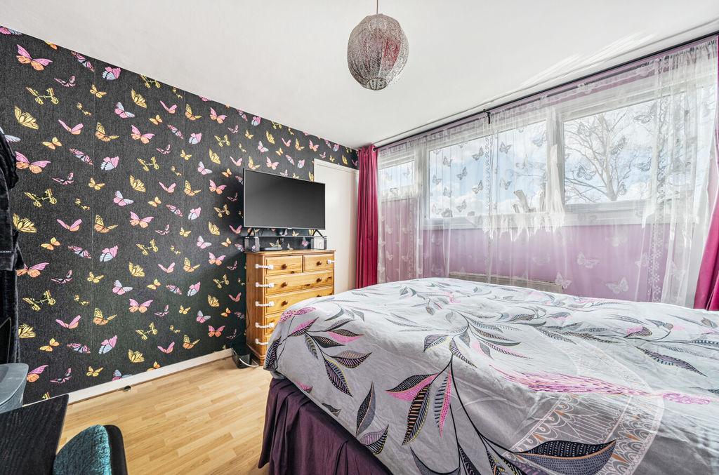 Bedroom 1 angle 1
