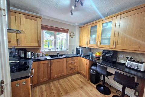 undefined, Gloucester Crescent, Delapre NN4