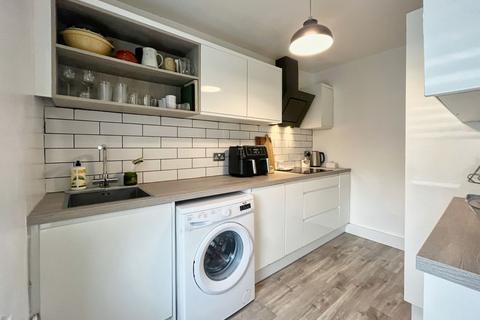 3 bedroom semi-detached house for sale, Heol Y Gors, Ammanford, SA18 1PT