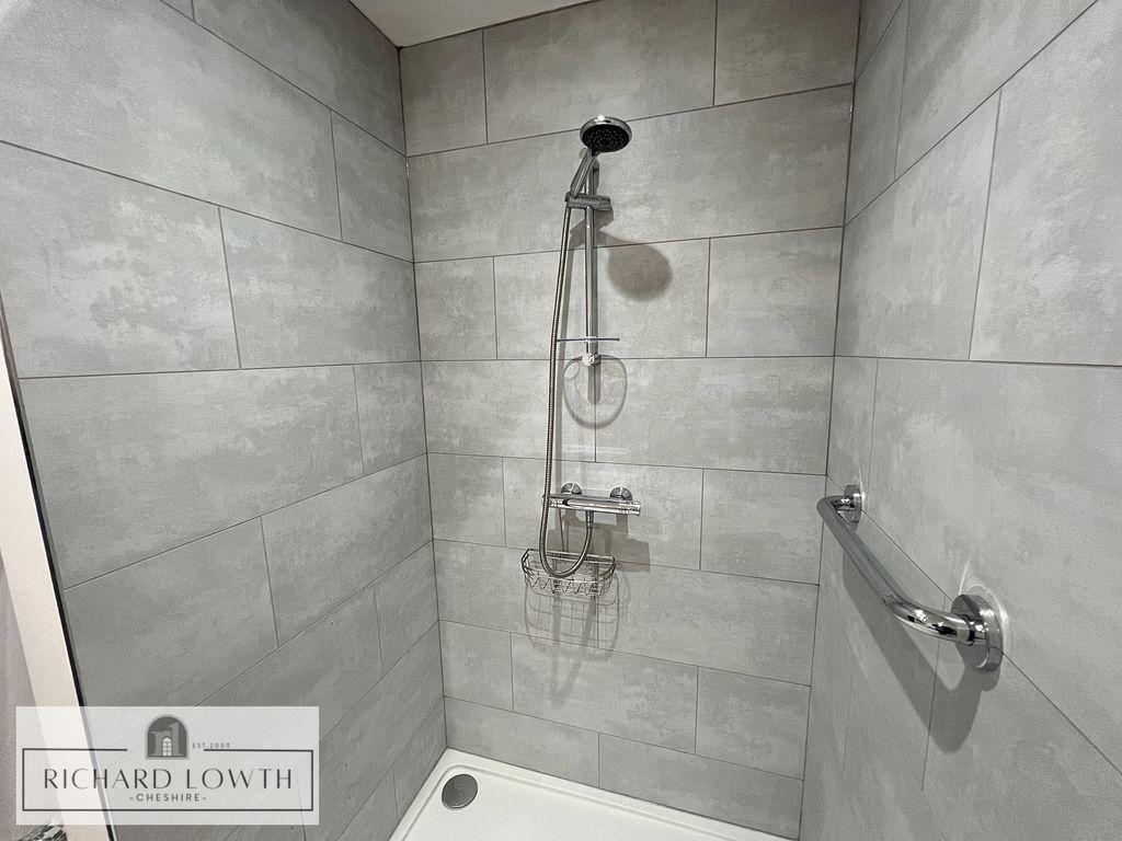 Shower Room/WC