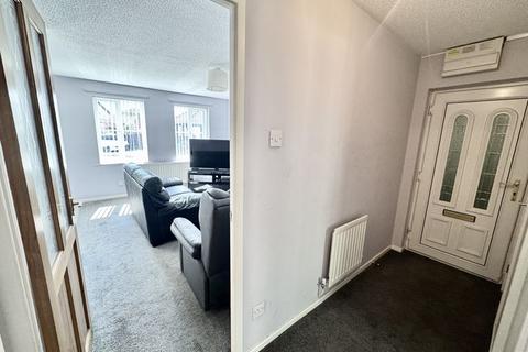 2 bedroom apartment to rent, Blucher Road, North Shields NE29