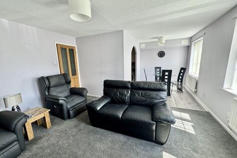 2 bedroom apartment to rent, Blucher Road, North Shields NE29