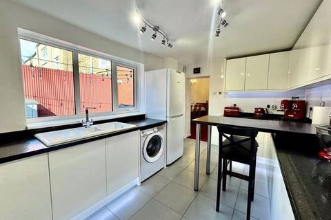 4 bedroom terraced house for sale, Newcastle Street, North Shields NE29