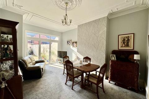 5 bedroom house for sale, Preston Avenue, North Shields NE30