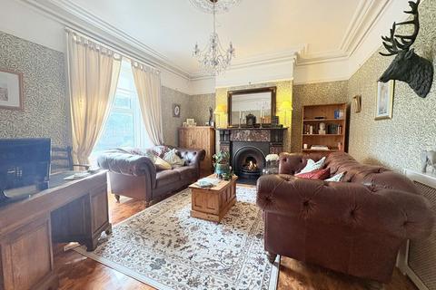 4 bedroom terraced house for sale, Lovaine Place, North Shields NE29
