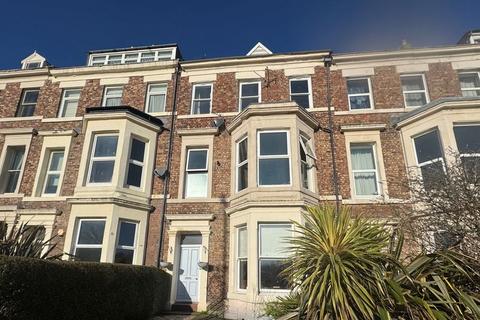 2 bedroom flat for sale, Percy Park, Tynemouth NE30