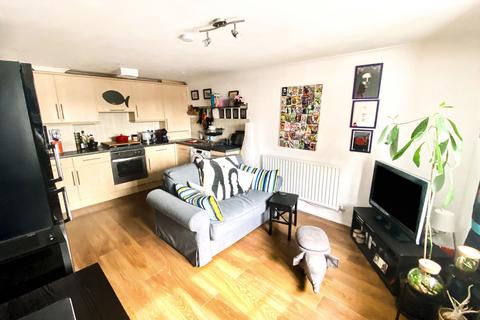 1 bedroom apartment for sale, Copper Beeches House, Lower Northam Road, Hedge End
