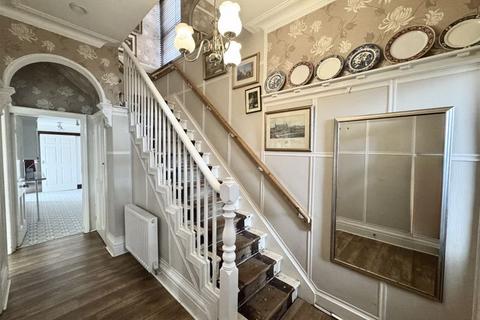 4 bedroom semi-detached house for sale, Marden Road South, Whitley Bay NE25