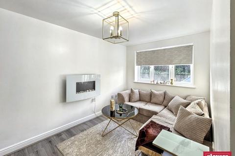 2 bedroom ground floor flat for sale, Maypole Close, Maypole, Birmingham, B14